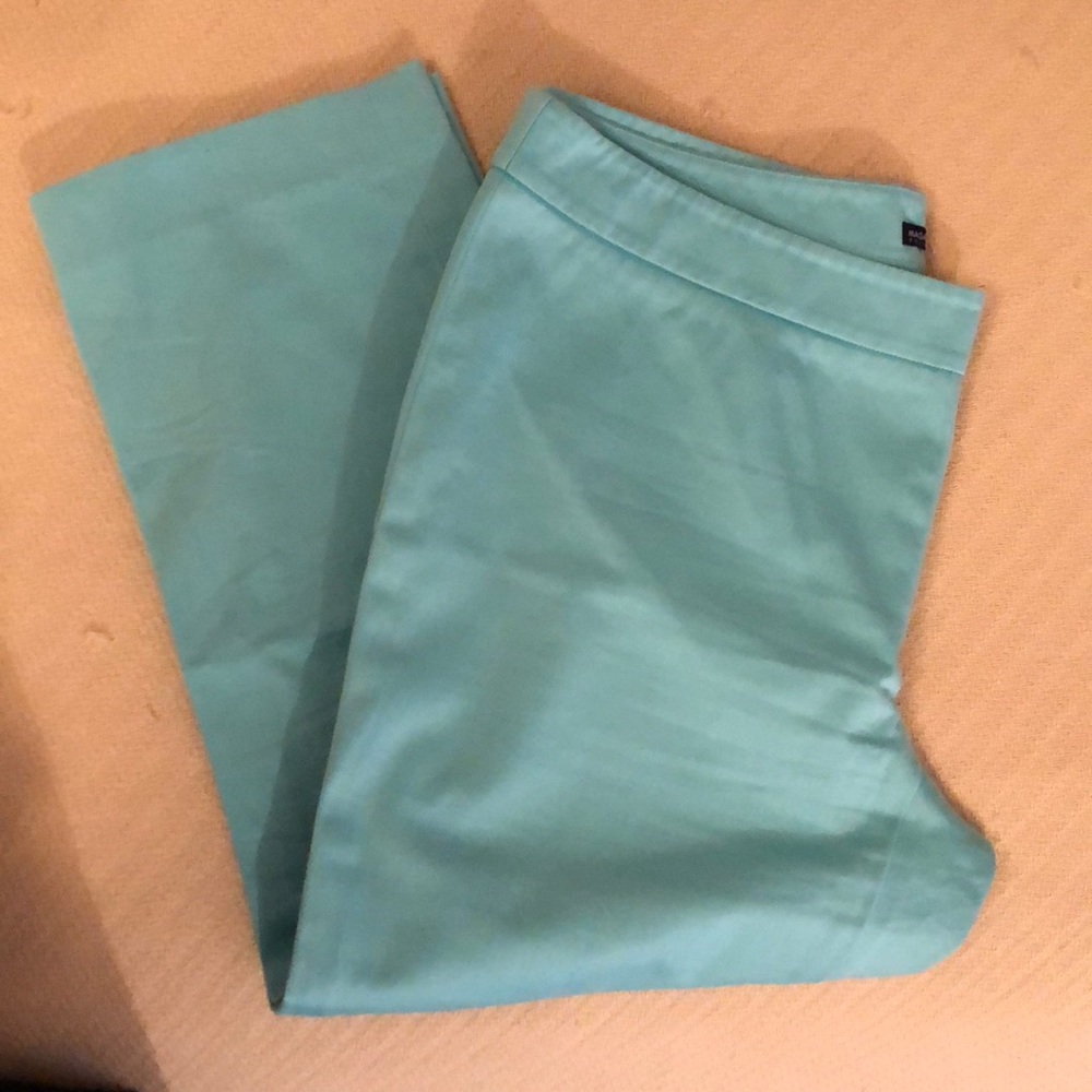 Magaschoni Collection Capris 6 Robins Egg Blue